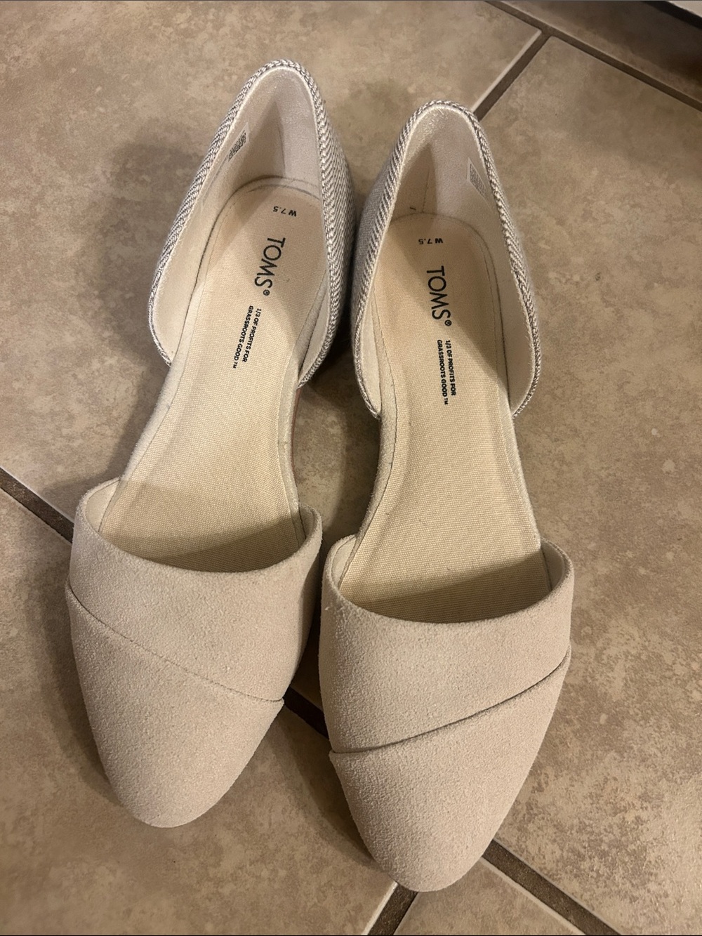 NWOT TOMS suede Flats in Beige with plaid